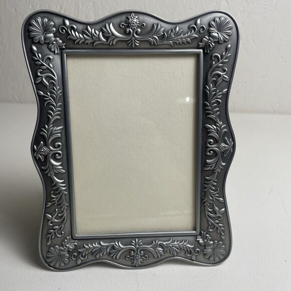Malden ornate photo frame pewter silver pictures floral filigree art design - Picture 1 of 5